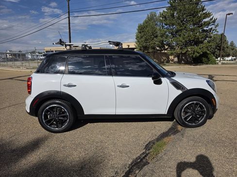 Used 2016 MINI Cooper Countryman S FWD image 9