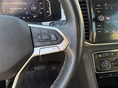 Used 2023 Volkswagen Atlas SE image 18