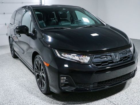 Used 2025 Honda Odyssey Sport-L image 5