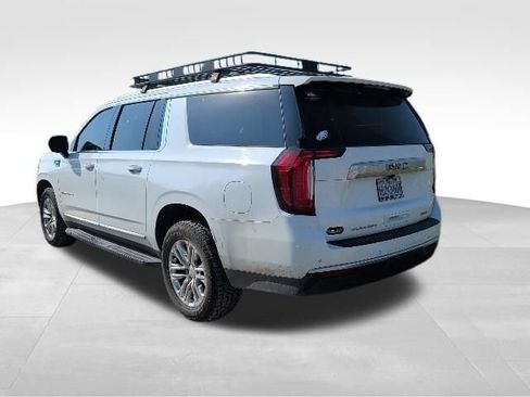 Used 2021 GMC Yukon XL SLT AWD/4WD image 5