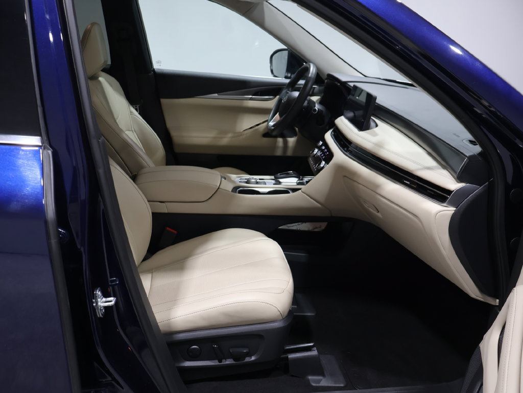 Used 2023 INFINITI QX60 Luxe AWD/4WD image 29