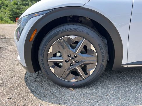 New 2025 Kia EV6 Light image 7