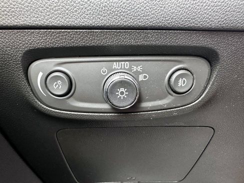 Used 2023 Buick Encore GX Preferred w/ Cold Weather Comfort Package FWD image 15