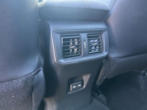 Used 2022 Toyota RAV4 XSE AWD/4WD image 40