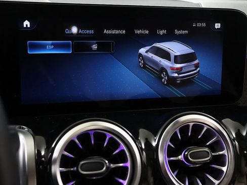 Certified 2023 Mercedes-Benz GLB 250 4MATIC image 17