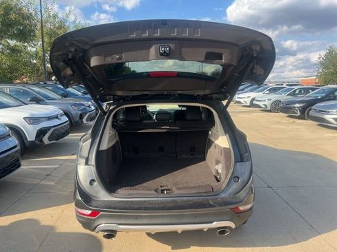 Used 2019 Lincoln MKC Select w/ Select Plus Package image 9