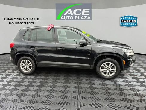 Used 2012 Volkswagen Tiguan S image 4