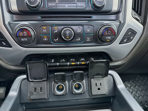 Used 2017 GMC Sierra 1500 SLT image 12