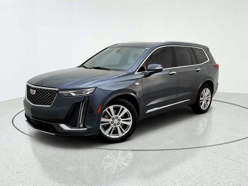 Used 2020 Cadillac XT6 Premium Luxury w/ LPO, Floor Liner Package FWD image 1