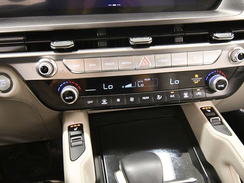 Certified 2024 Kia Telluride S AWD/4WD image 26