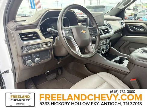 Used 2024 Chevrolet Suburban LT AWD/4WD image 28