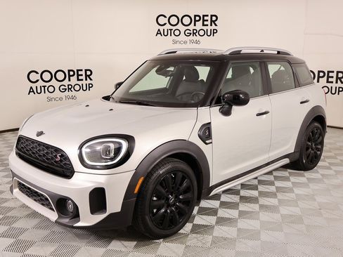 Certified 2023 MINI Cooper Countryman S w/ Premium Package image 12