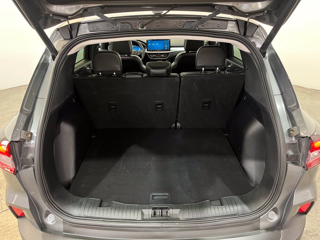 Certified 2025 Ford Escape Platinum AWD/4WD image 14