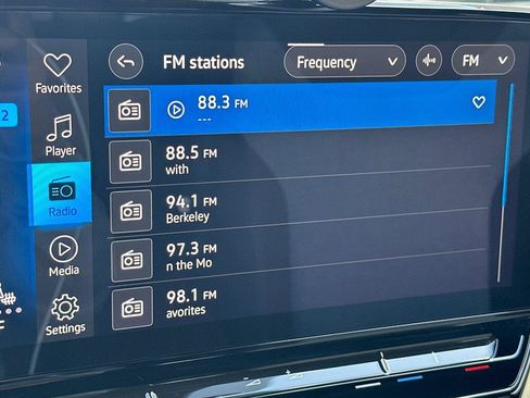 Used 2023 Volkswagen ID.4 Pro image 17