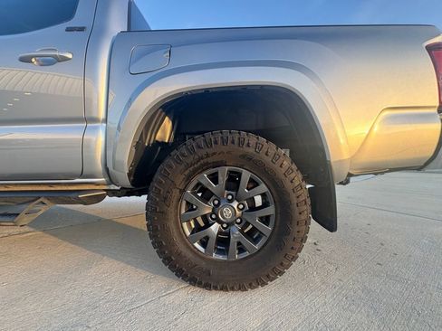 Used 2023 Toyota Tacoma 2WD Double Cab image 24