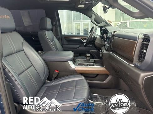 Used 2023 Chevrolet Silverado 1500 High Country w/ Technology Package image 23