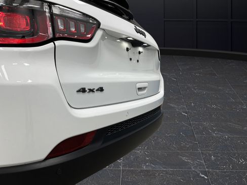 New 2026 Jeep Compass Limited AWD/4WD image 32