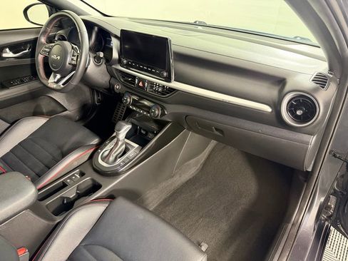 Used 2023 Kia Forte GT w/ GT2 Package image 33