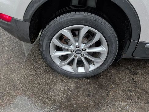 Used 2019 Lincoln MKC Select w/ Select Plus Package FWD image 15