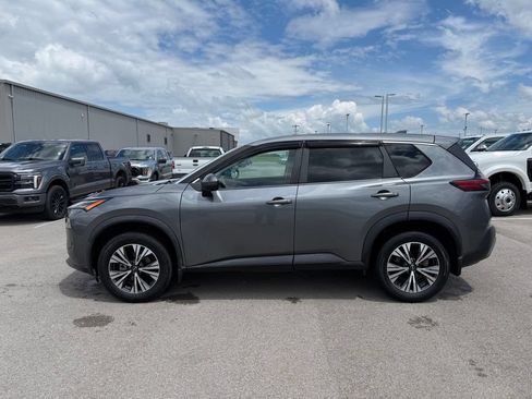 Used 2022 Nissan Rogue SV FWD image 21