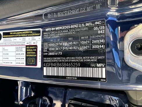 Used 2025 Mercedes-Benz GLE 350 4MATIC image 36