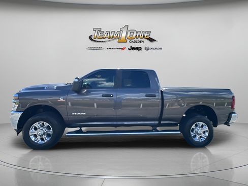 Used 2025 RAM 2500 Big Horn AWD/4WD image 5