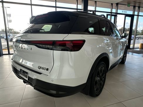 New 2026 INFINITI QX60 Autograph w/ Dark Cargo Package image 5