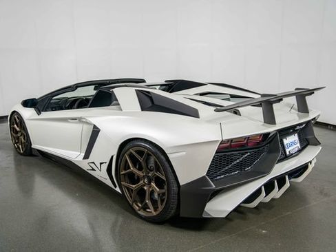 Used 2016 Lamborghini Aventador LP 750-4 Superveloce AWD/4WD image 6