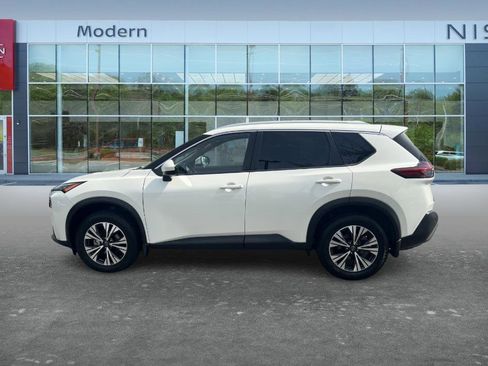 Used 2023 Nissan Rogue SV w/ SV Premium B Package image 8