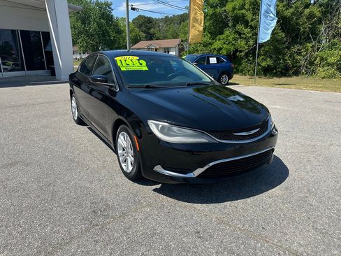 Used 2015 Chrysler 200 Limited w/ Convenience Group FWD image 7