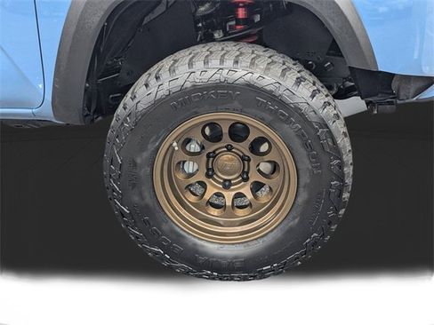 Used 2019 Toyota Tacoma TRD Off-Road image 10