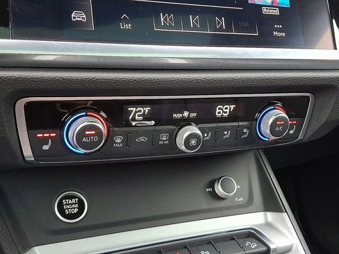 Used 2022 Audi Q3 2.0T Premium Plus w/ Premium Plus Package image 11