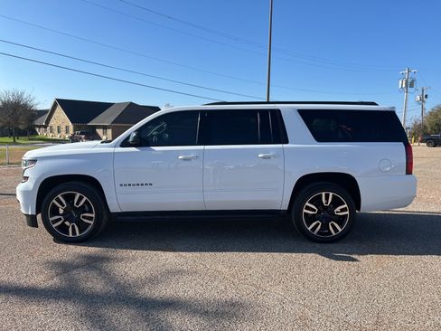 Used 2019 Chevrolet Suburban Premier image 2