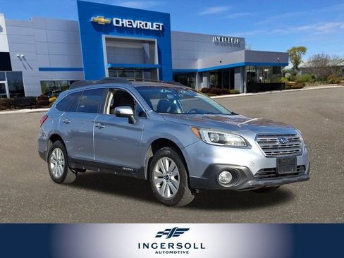 Used 2017 Subaru Outback 2.5i Premium image 1