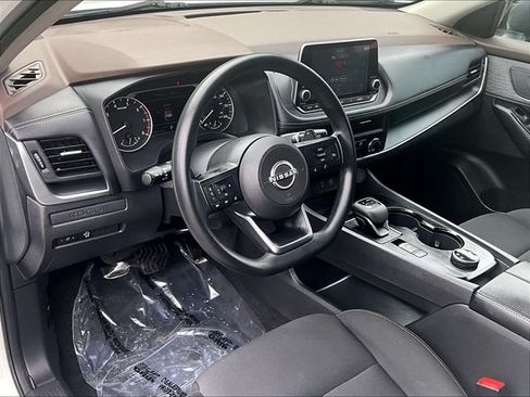 Used 2023 Nissan Rogue S AWD/4WD image 14