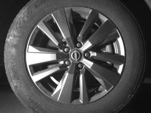 Used 2025 Nissan Pathfinder SV AWD/4WD image 13