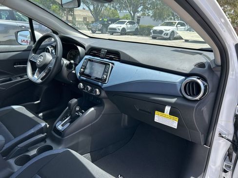 New 2025 Nissan Versa SV w/ Trunk Package image 32