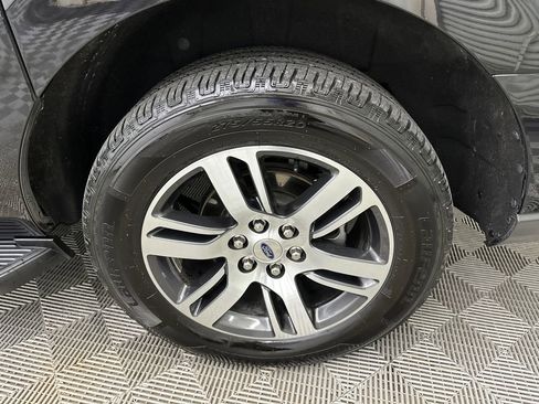Used 2024 Ford Expedition Max Limited AWD/4WD image 24