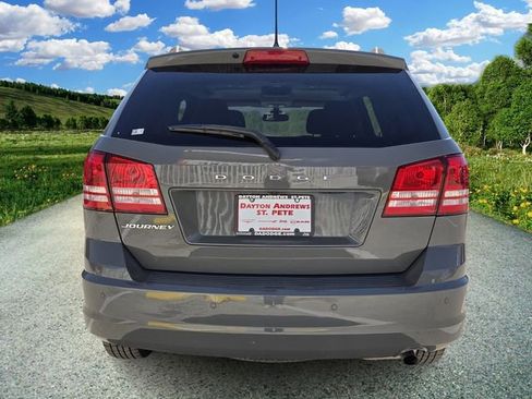 Used 2020 Dodge Journey SE w/ SE Popular Equipment Group FWD image 5