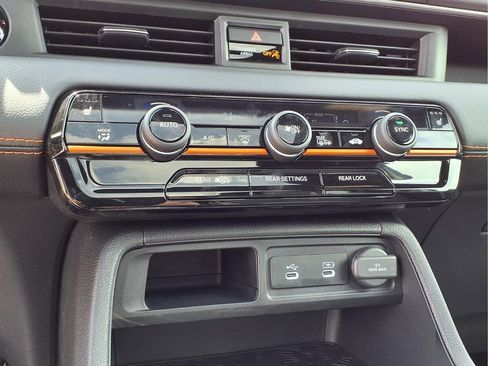 Used 2026 Honda Pilot TrailSport image 24