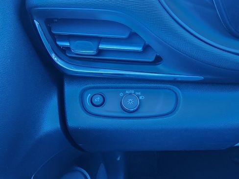 New 2026 Buick Envista Preferred image 17