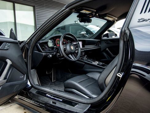 Used 2023 Porsche 911 Targa 4 GTS image 63