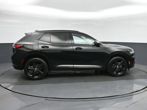 Used 2023 Buick Envision Preferred image 8