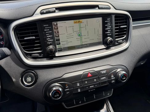 Used 2016 Kia Sorento SX FWD image 15