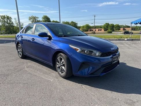 Used 2022 Kia Forte LXS FWD image 7