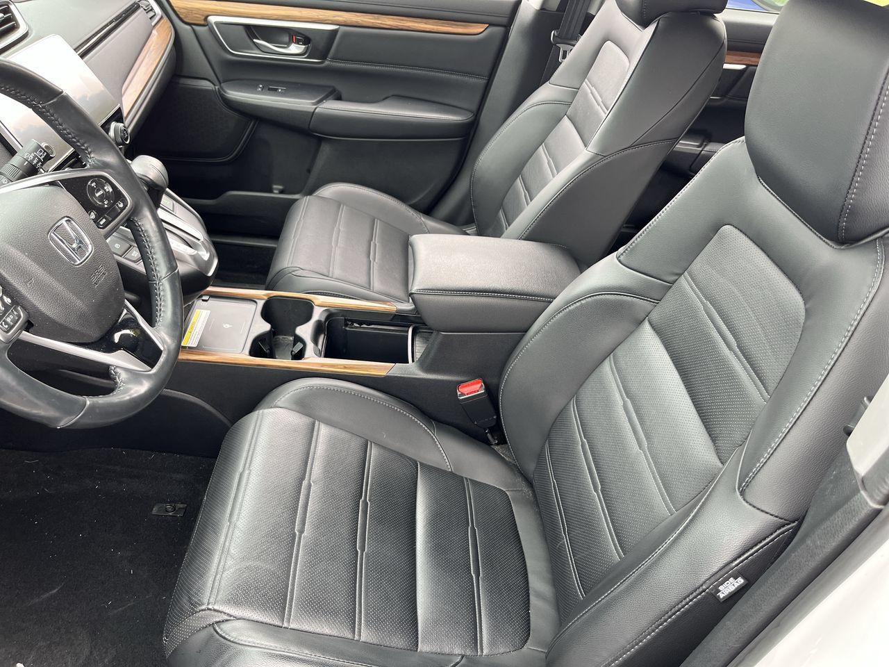 Used 2020 Honda CR-V Touring image 3