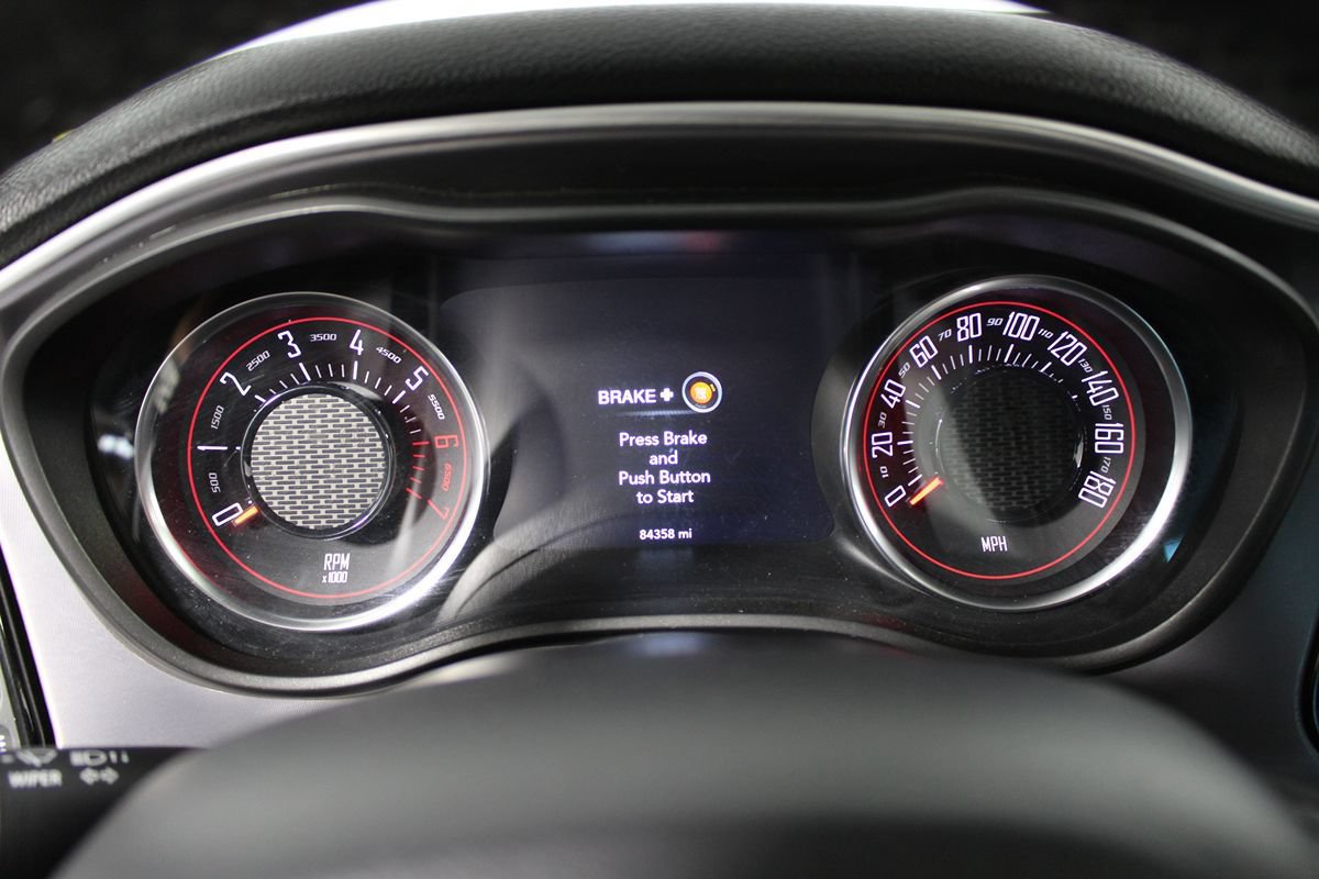 Used 2019 Dodge Challenger R/T Scat Pack w/ Dynamics Package RWD image 9