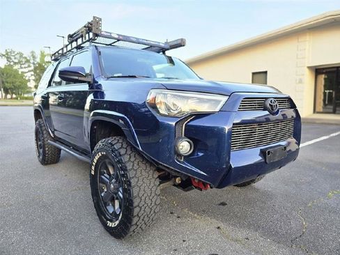Used 2016 Toyota 4Runner SR5 image 12
