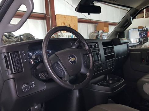 Used 2020 Chevrolet Express 2500 w/ Driver Convenience Package RWD image 16