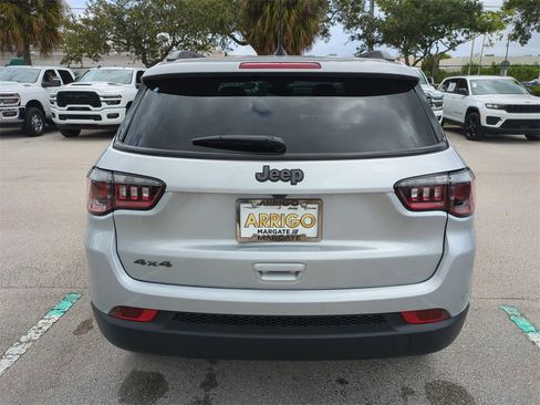 New 2026 Jeep Compass Latitude image 6